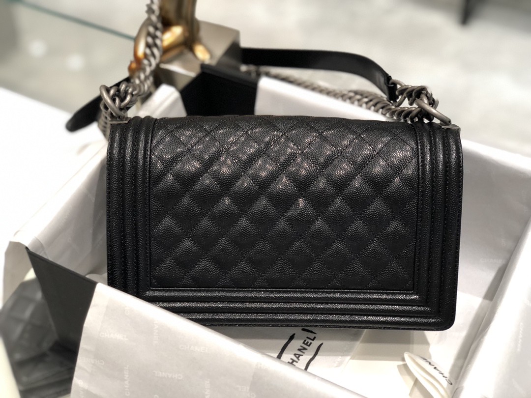 ｛真品级｝Chanel  Leboy中号 经典系列 ～原厂鱼子酱牛皮～古银～尺寸25Cm