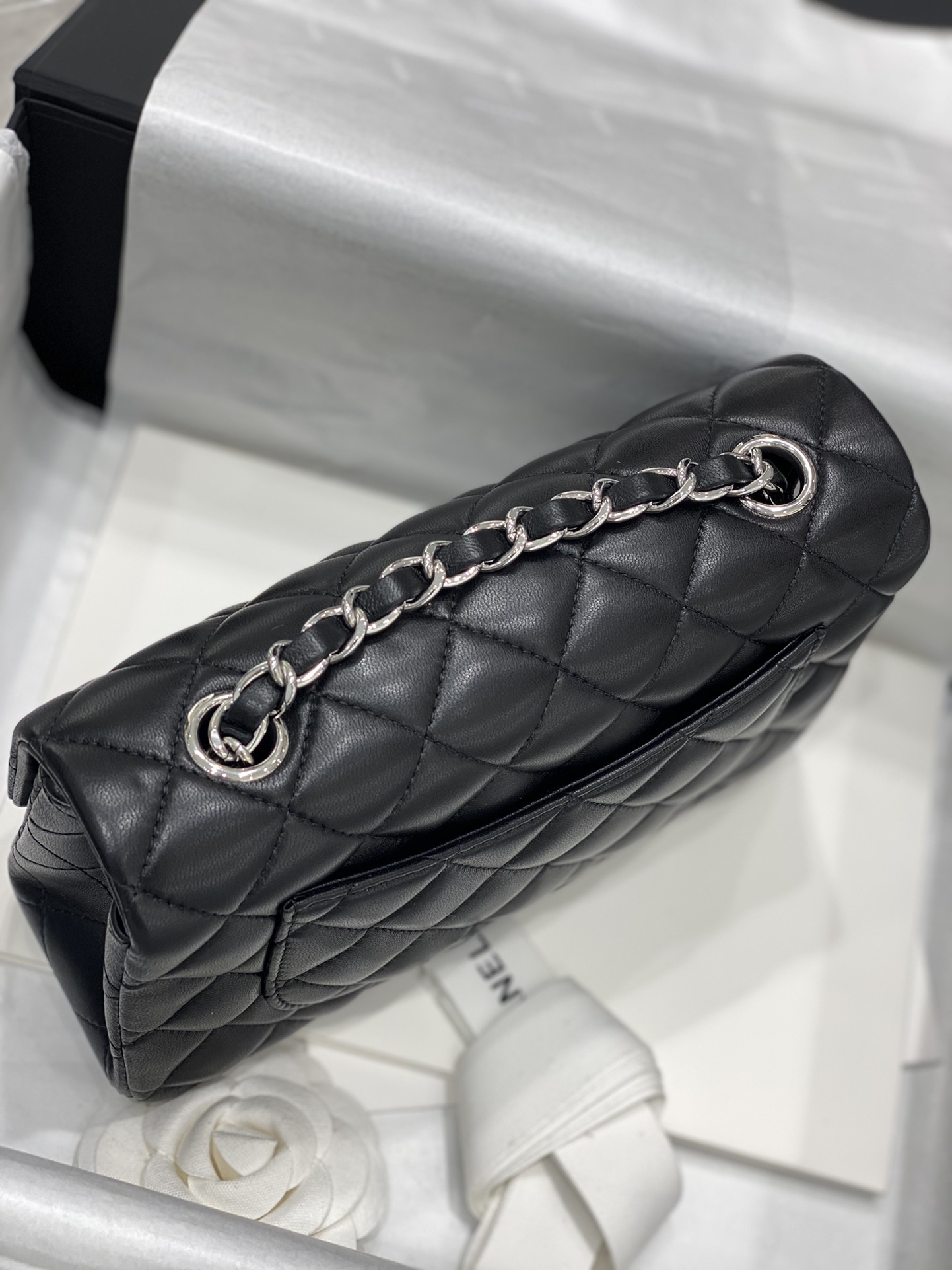 升级版带芯片 春夏新品  【真品级】CHANEL mini CF 20  原厂bodin joyeux 羔羊皮 黑色银扣  少量现货  尺寸：12-20-6cm