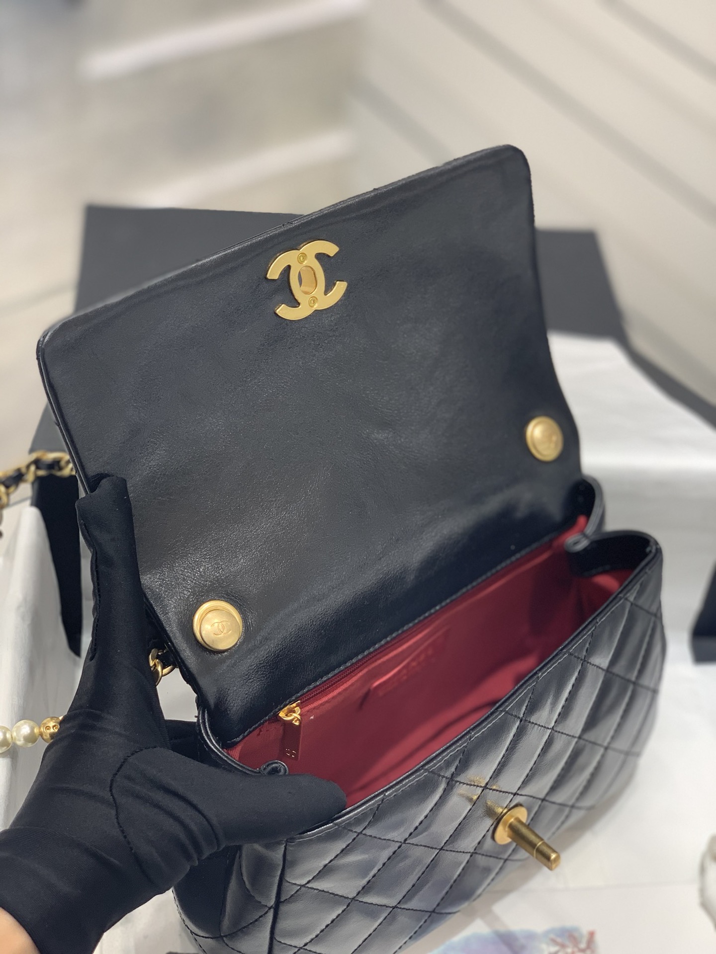 Chanel 2022cc 早春度假系列 全球抢爆走秀款珍珠包 大号 珍珠双C logo 23x7.5x15.5cm