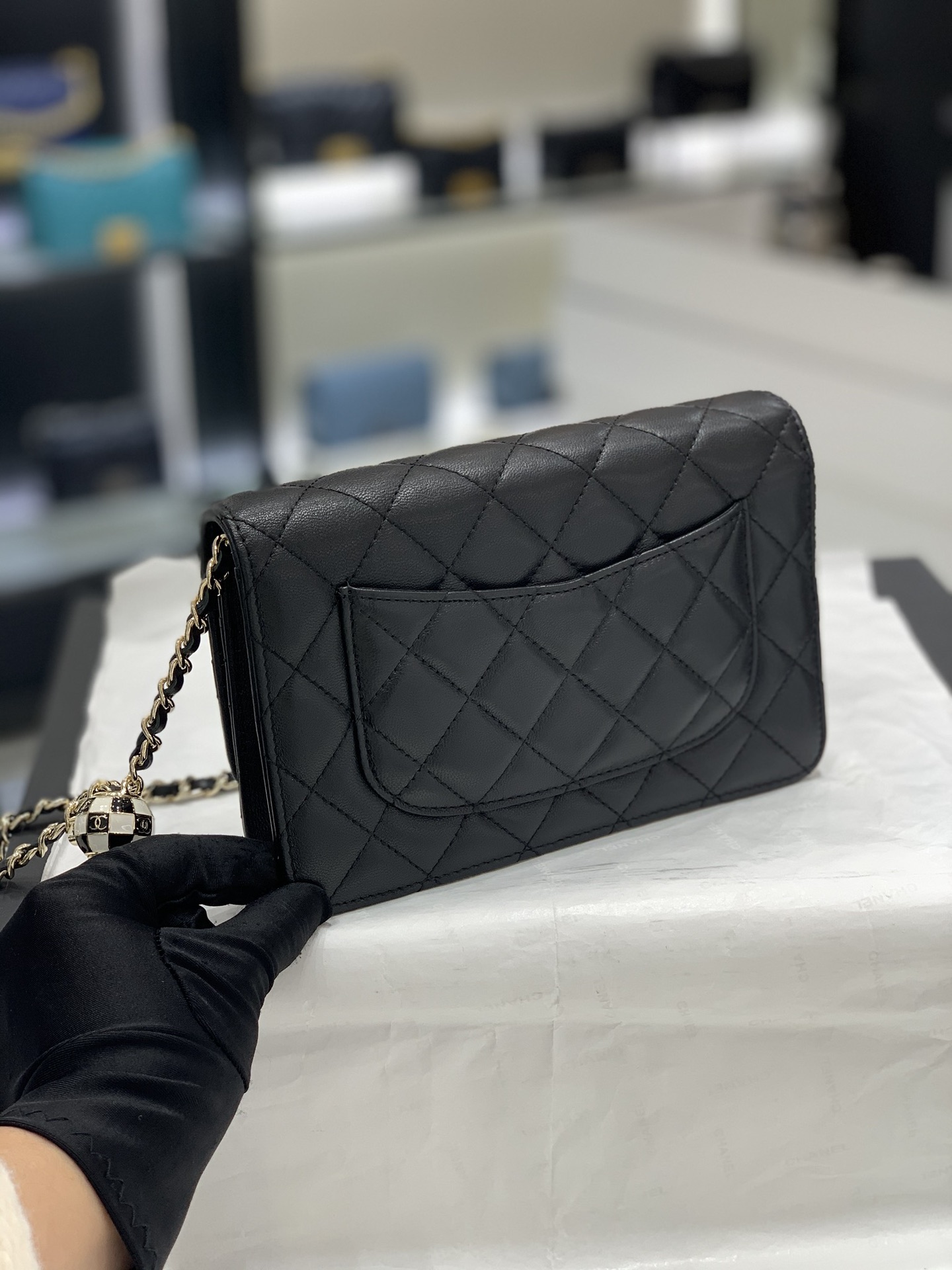 Chanel 23C世界杯足球️woc现货 小香经典配色 运动风挂饰 19cm