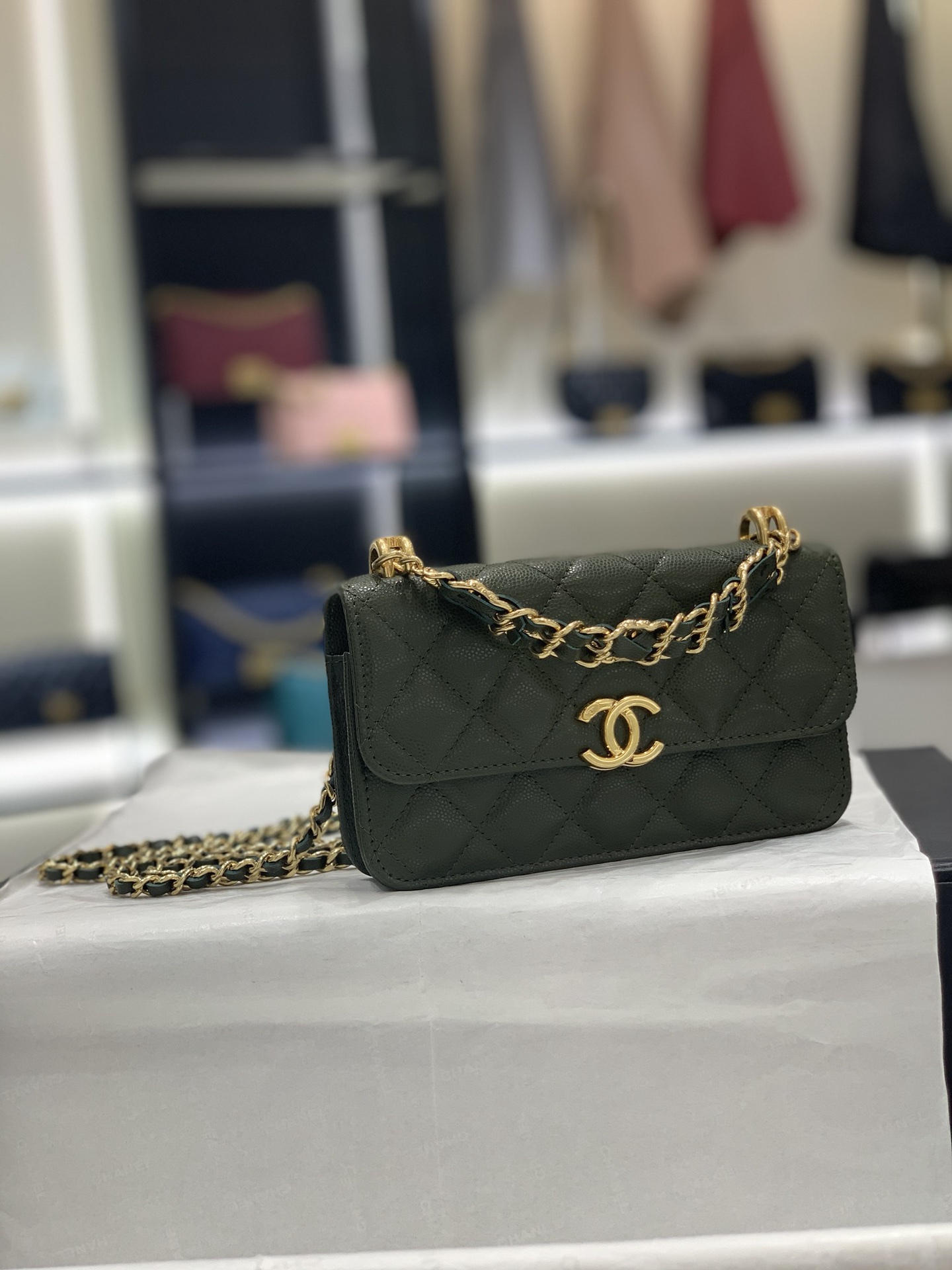 上新CHanel 22k秋冬新品 双链条手拎包系列mini-woc/法棍手机包