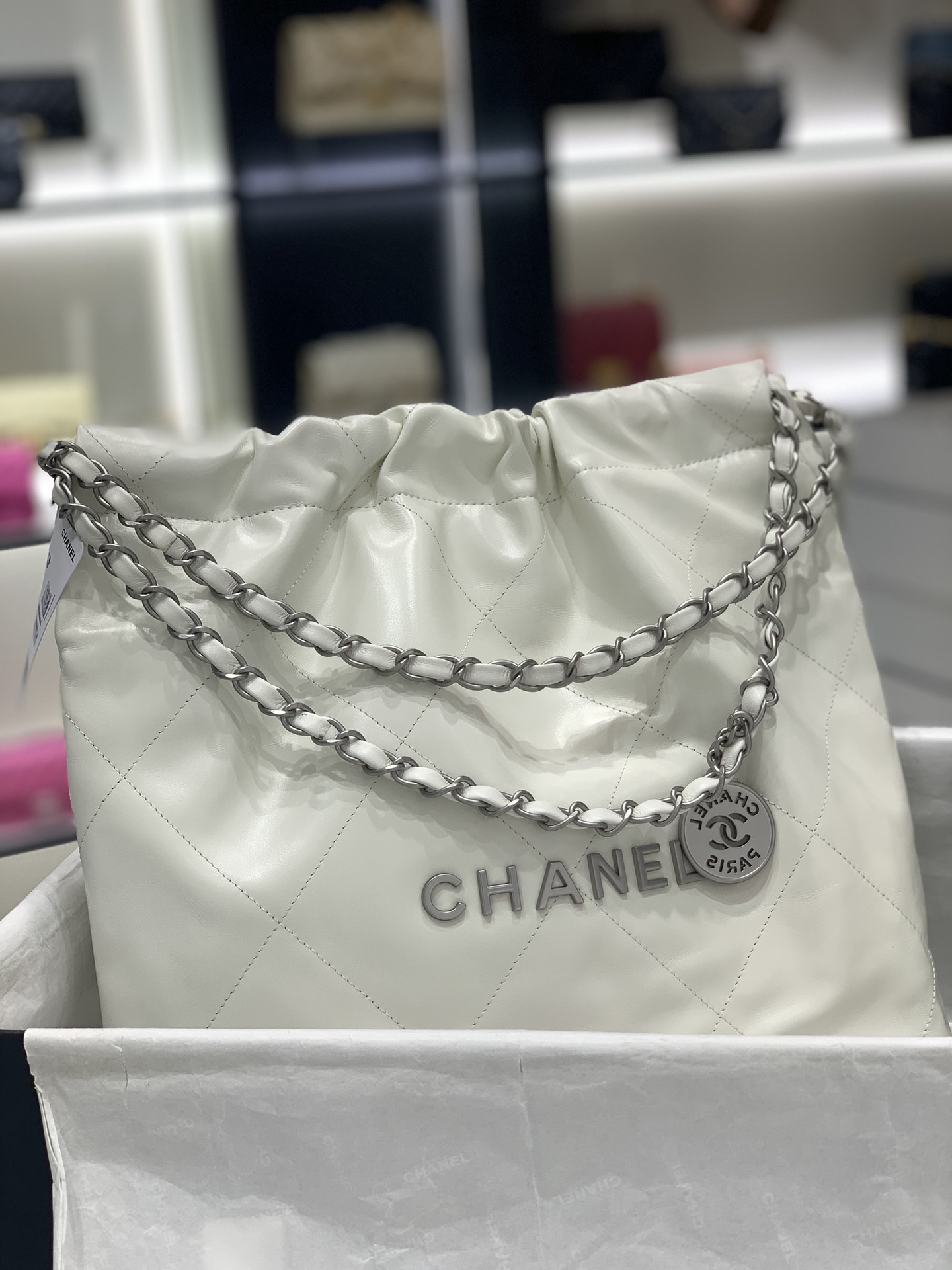 CHANEL 22S 22手袋 容量超大超实用“垃圾袋” 小号35x37x7cm 中号39×42×8cm