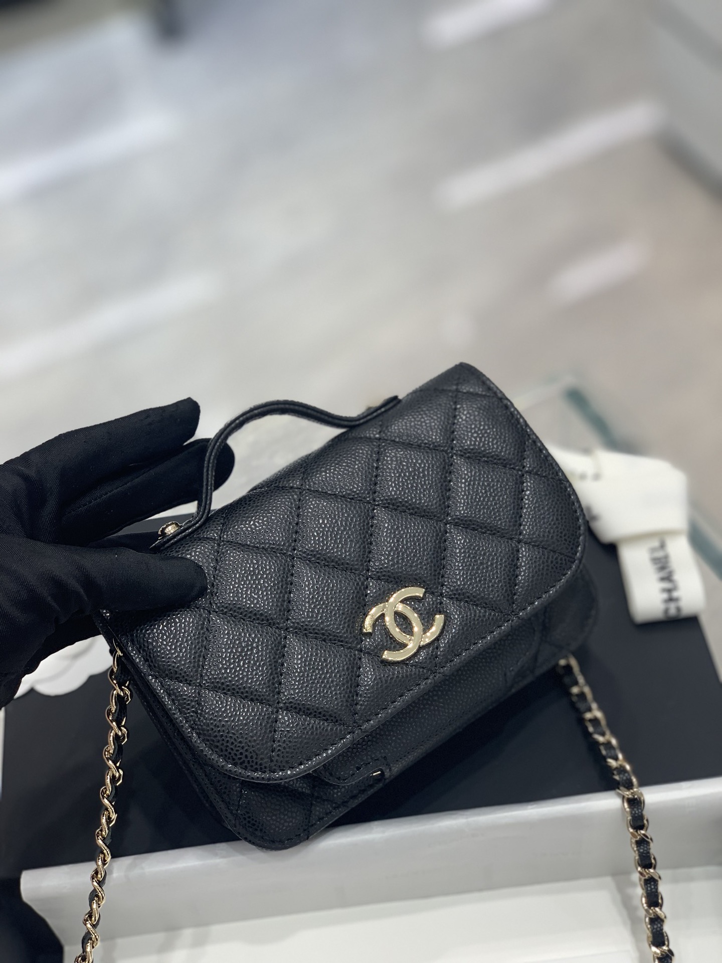 Chanel 香奈儿官网同步 邮差包mini号 荔枝牛皮 15*10.5*5cm