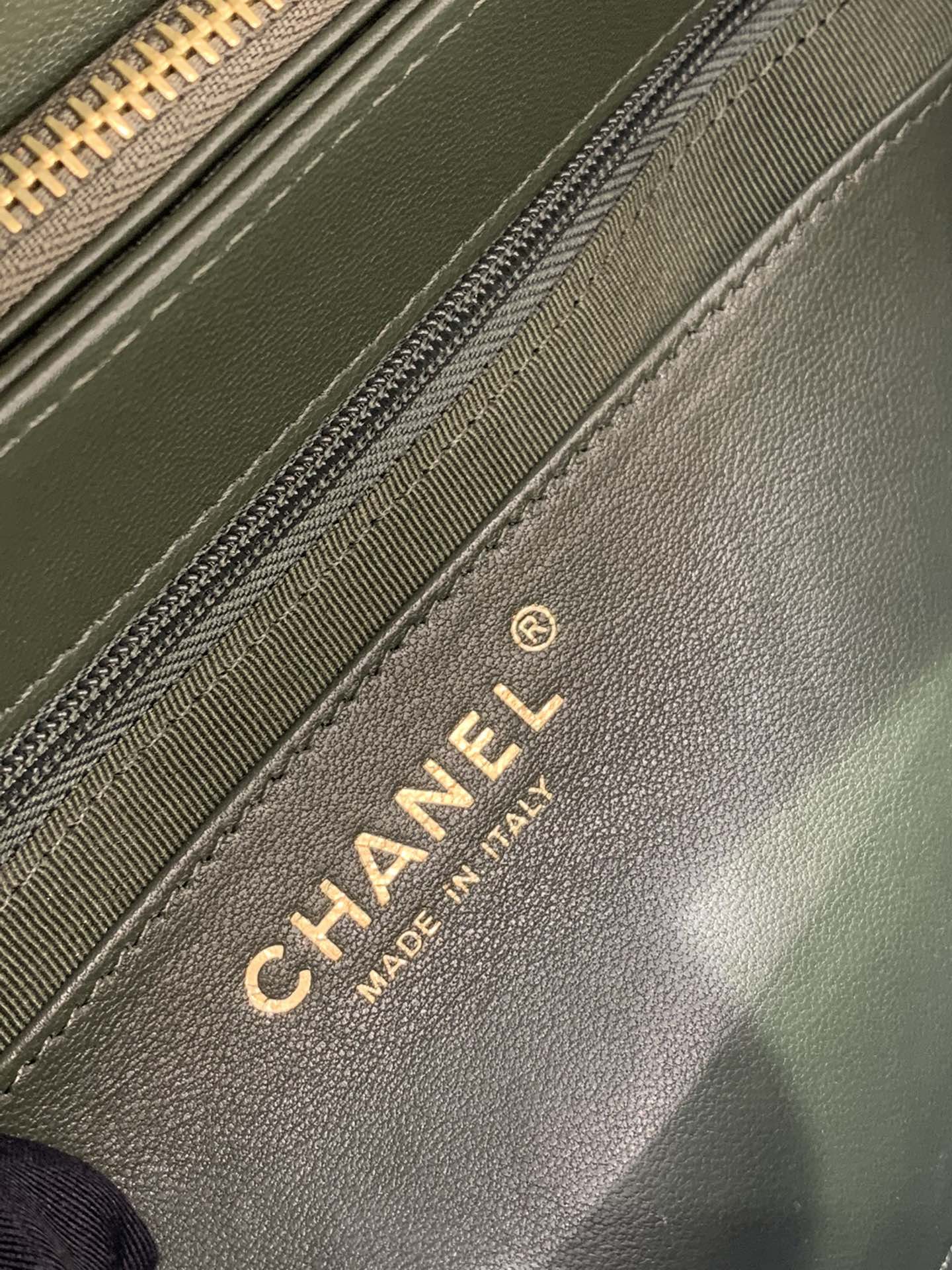 Chanel 新款️22k 荔枝牛皮方胖子大号 容量更大更实用 haas荔枝牛皮 23cm