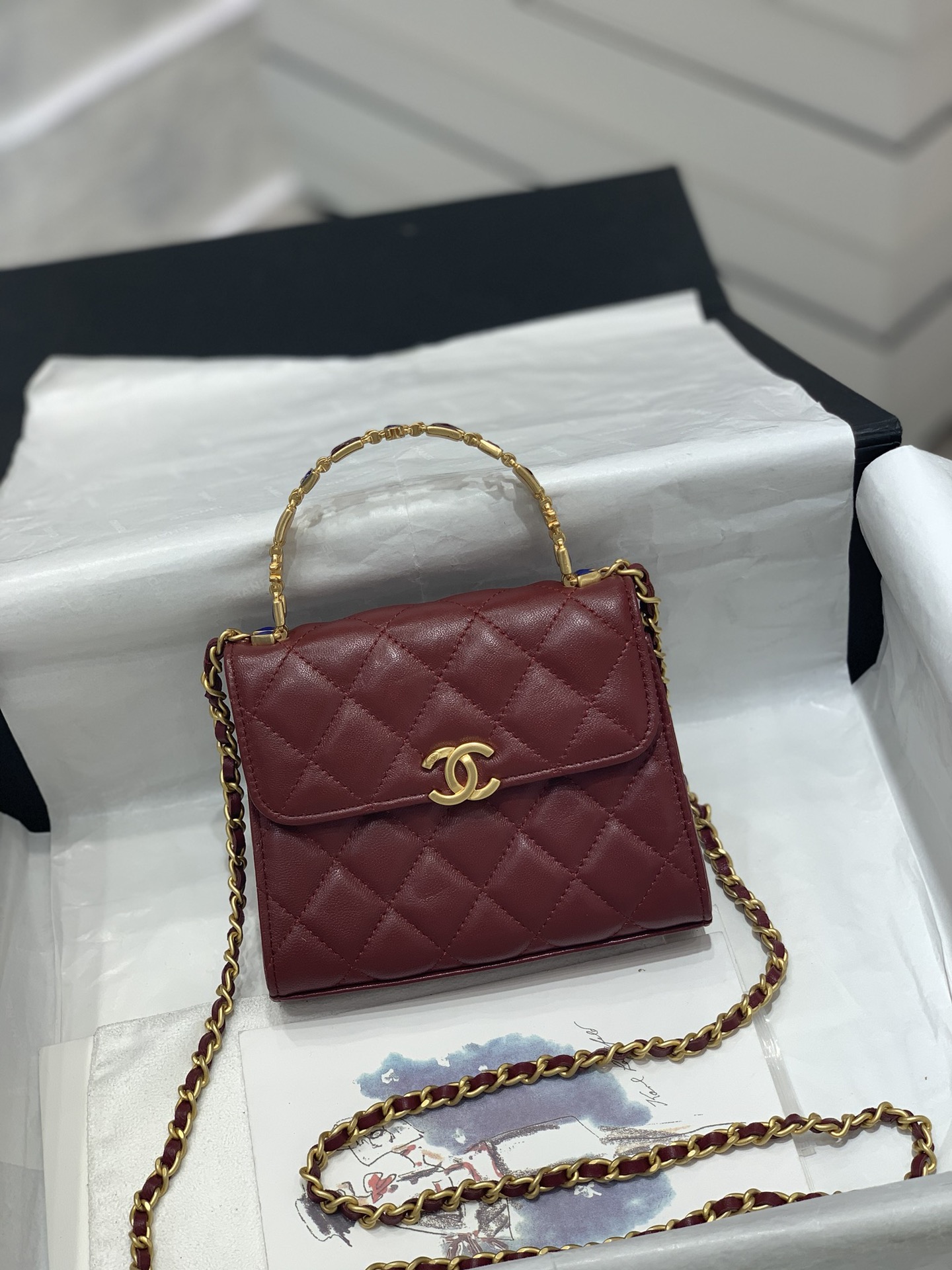 CHANEL 22S字母珐琅扣手柄mini小方包 红色鱼子酱牛皮金扣 13cm