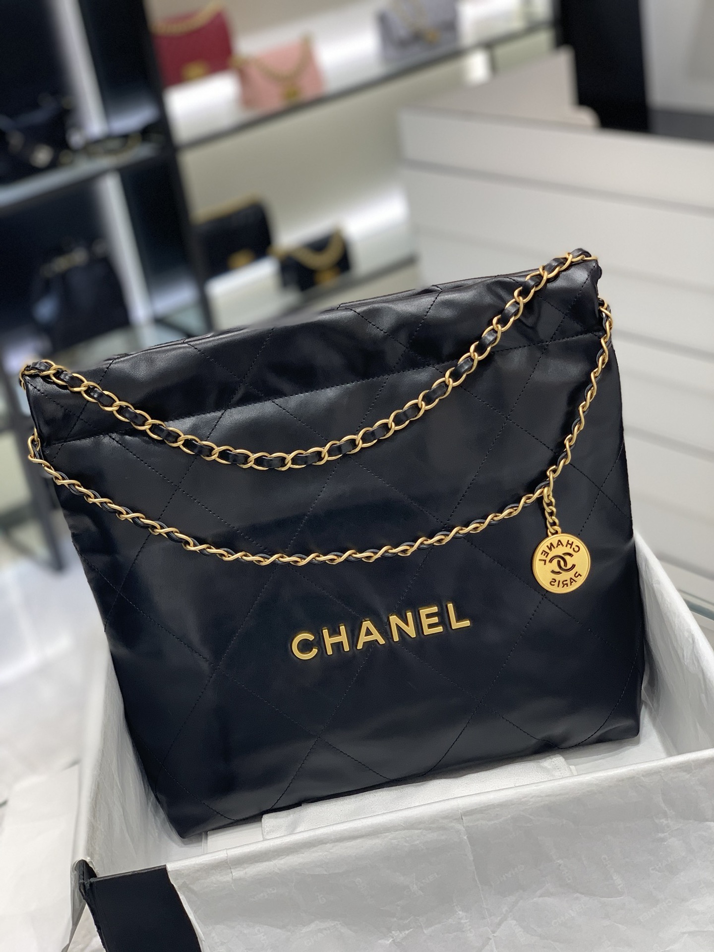 CHANEL 22S 22手袋 容量超大超实用“垃圾袋” 小号35x37x7cm 中号39×42×8cm