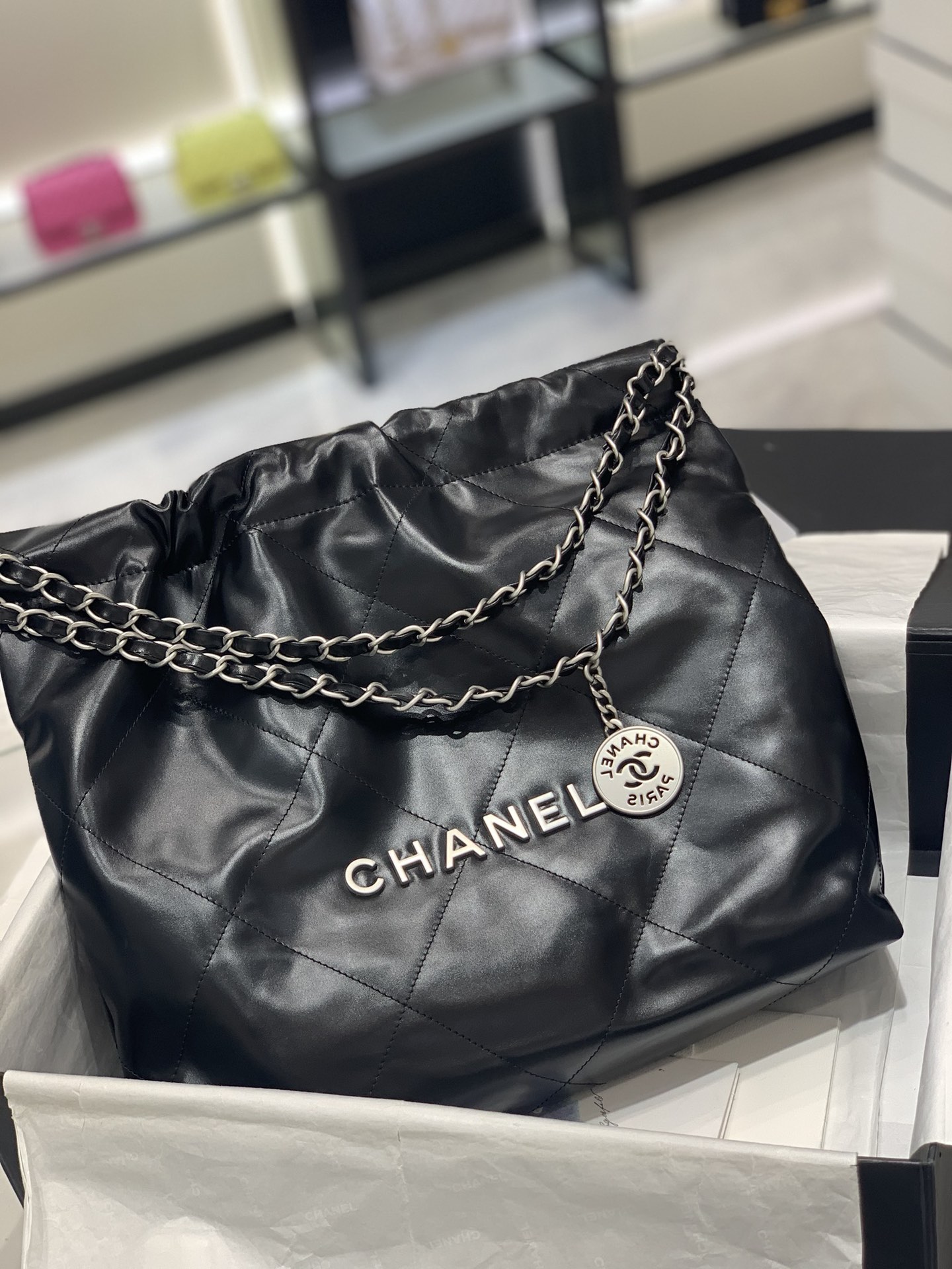 CHANEL 22S 22手袋 容量超大超实用“垃圾袋” 小号35x37x7cm 中号39×42×8cm