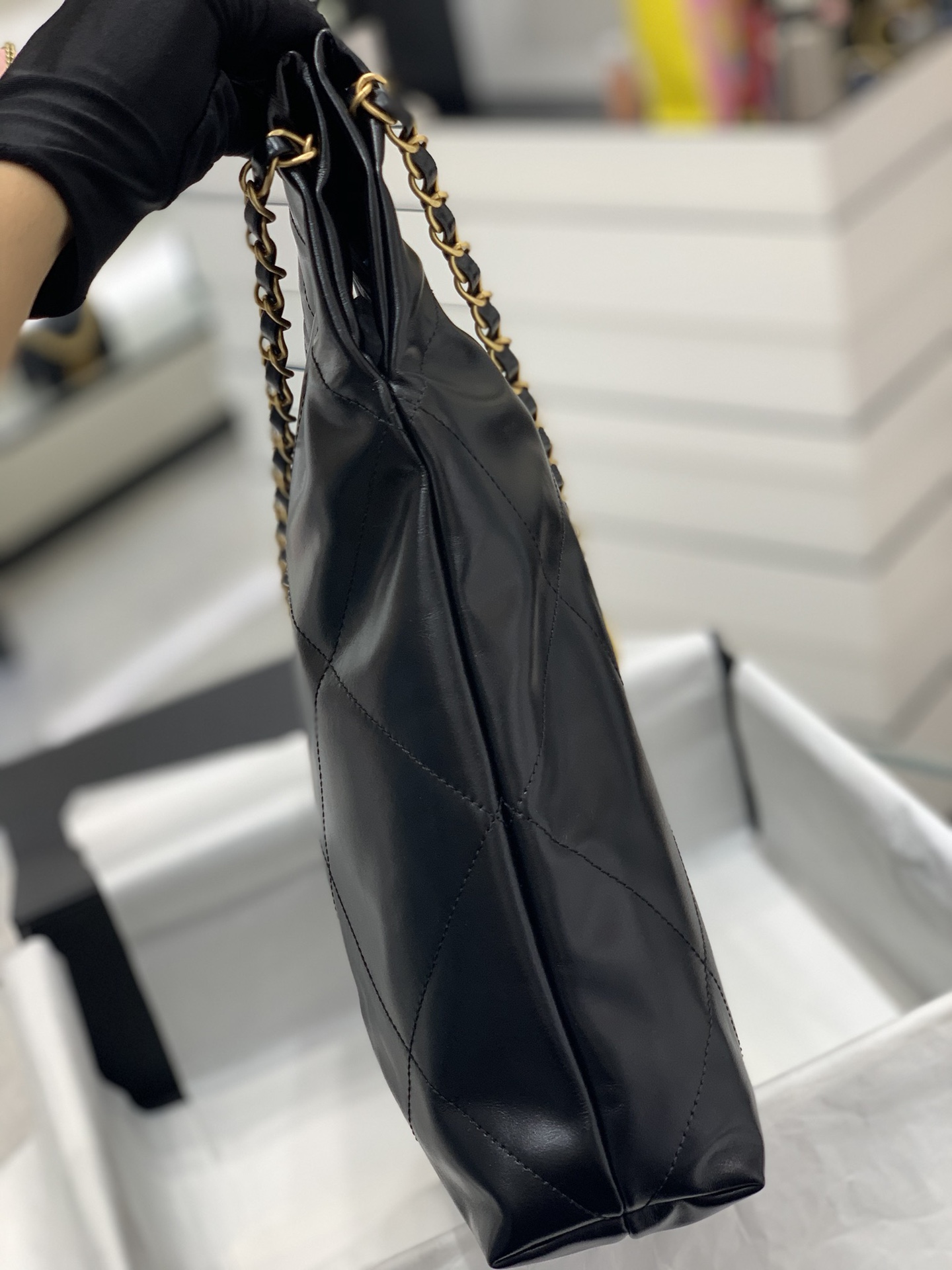 CHANEL 22S 22手袋 容量超大超实用“垃圾袋” 小号35x37x7cm 中号39×42×8cm