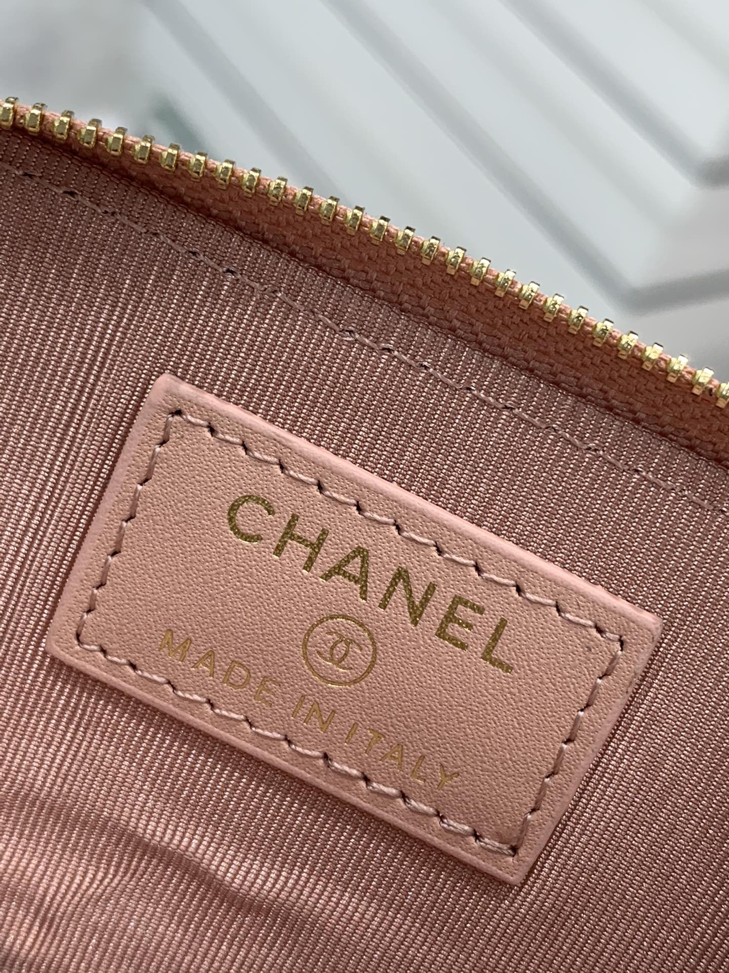 Chanel 新款零钱包吐司零钱包/方胖零钱包 包型方方胖胖 很别致 11cm