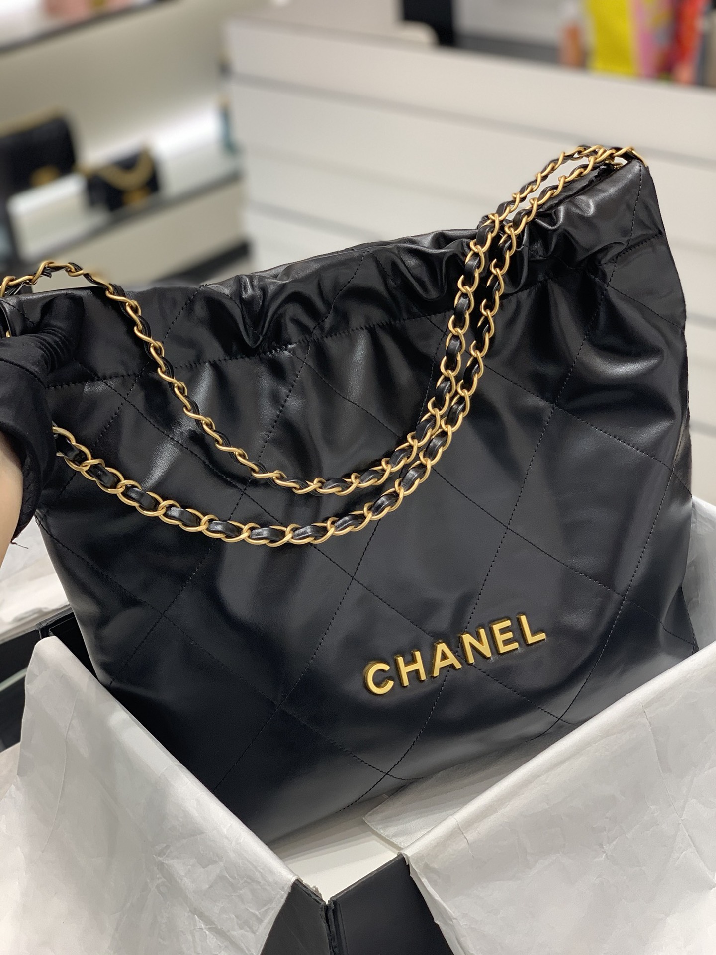 CHANEL 22S 22手袋 容量超大超实用“垃圾袋” 小号35x37x7cm 中号39×42×8cm