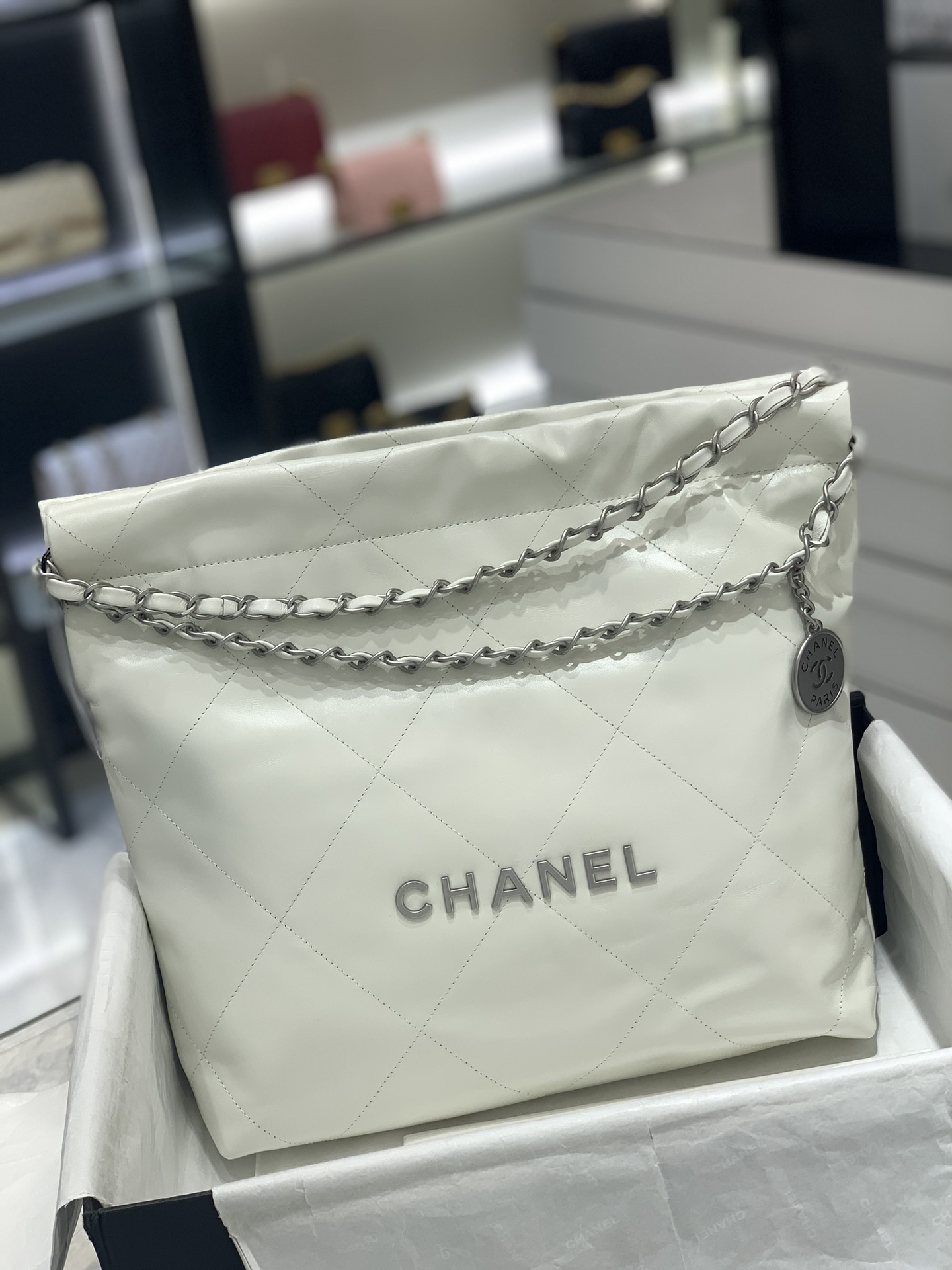 CHANEL 22S 22手袋 容量超大超实用“垃圾袋” 小号35x37x7cm 中号39×42×8cm