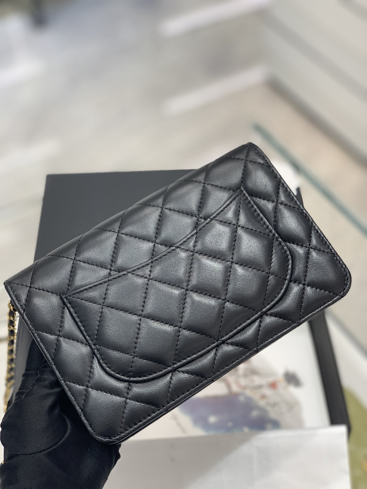 Chanel 22k秋冬系列️爱心珐琅链条woc发财包 小羊皮 复古五金 肩带总长125cm 19-2.5-12cm