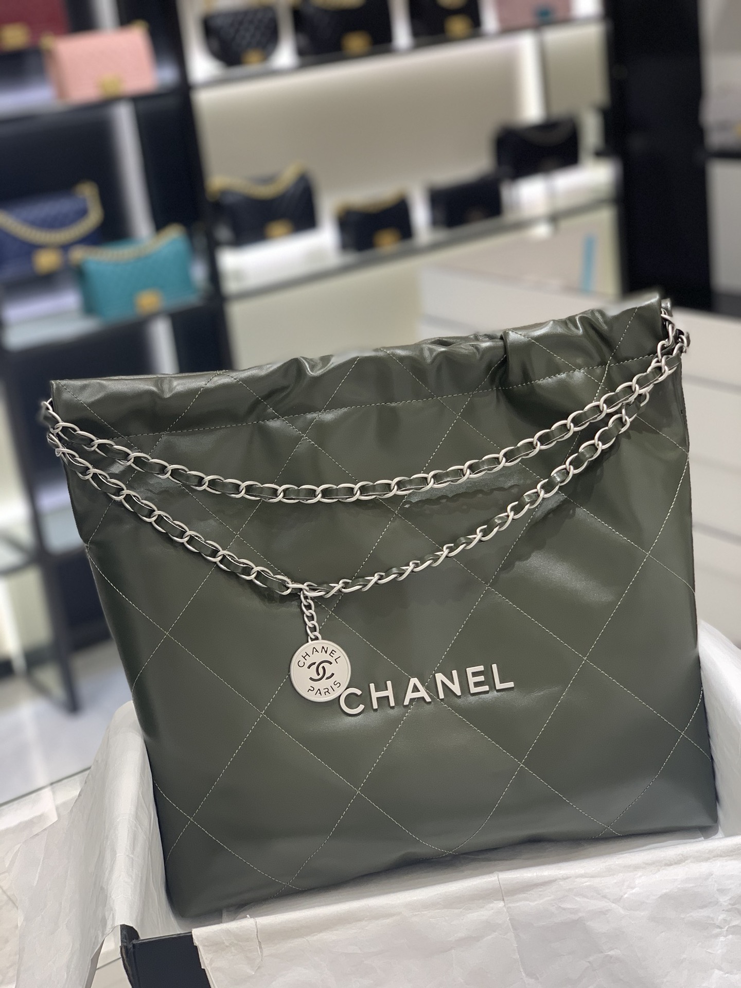 CHANEL 22S 22手袋 容量超大超实用“垃圾袋” 小号35x37x7cm 中号39×42×8cm