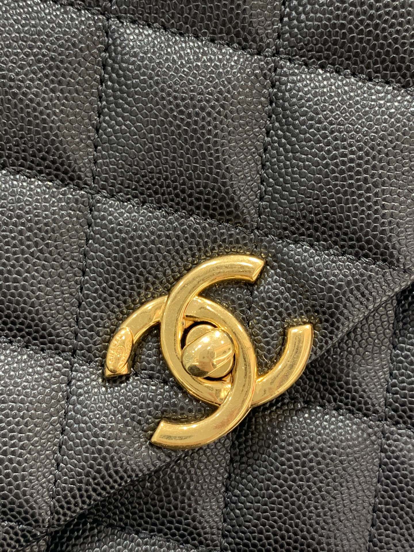 Chanel 新款️22k 荔枝牛皮方胖子大号 大容量 更实用 双排双c链 23cm