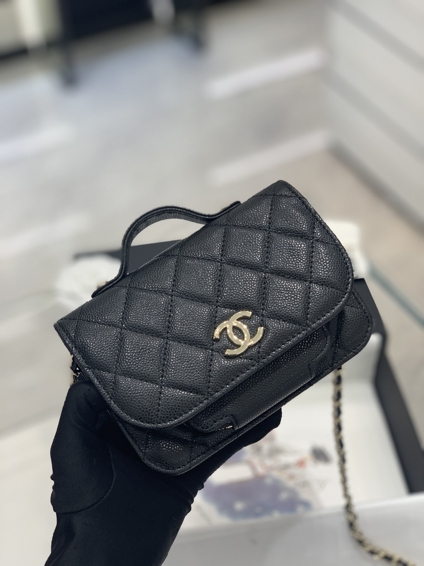 Chanel 香奈儿官网同步 邮差包mini号 荔枝牛皮 15*10.5*5cm