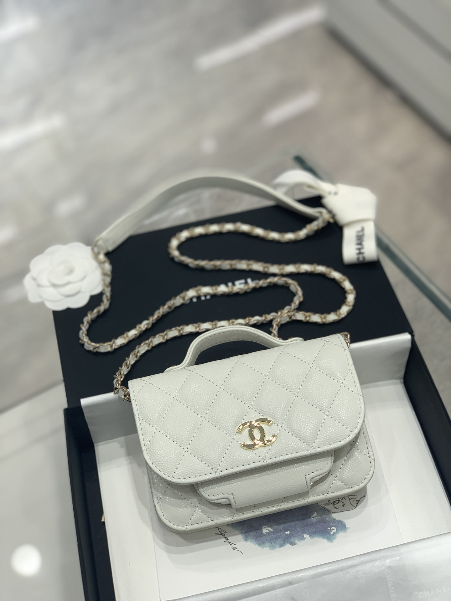 Chanel 香奈儿官网同步 邮差包mini号 荔枝牛皮 15*10.5*5cm